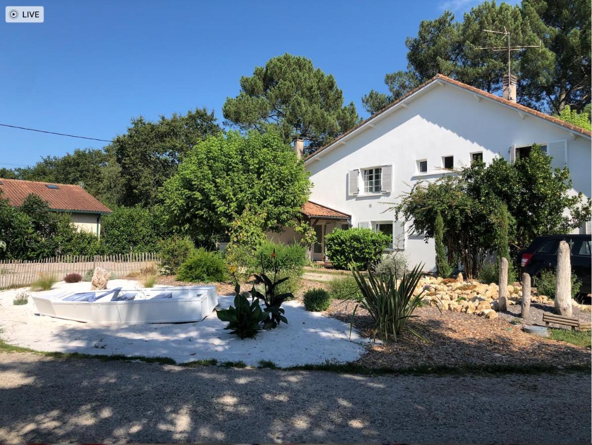 Chambres D'Elisa Saint-Morillon Exterior foto